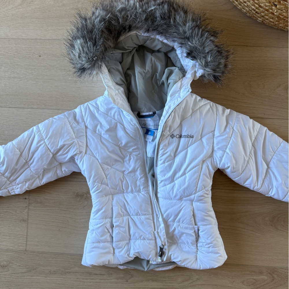 White Quilted Jacket with Faux Fur Hood